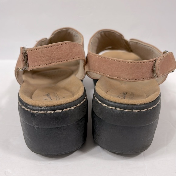 Clarks Collection Women's Merliah Leather Slingback Sandal open toe /Sand - Picture 4 of 9
